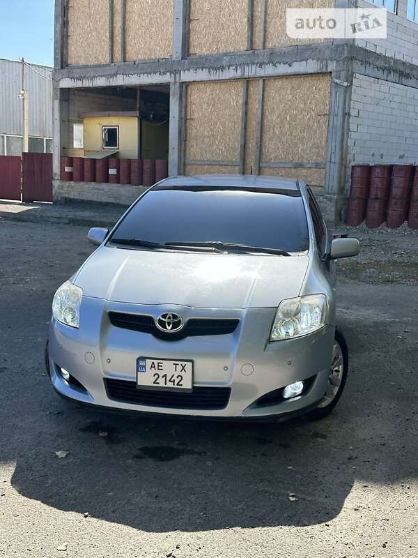 2008 toyota auris
