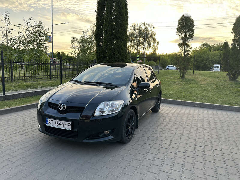 2008 toyota auris
