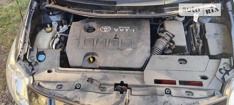 2008 toyota auris