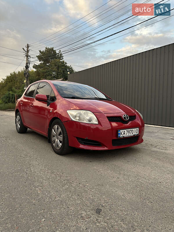 2007 toyota auris