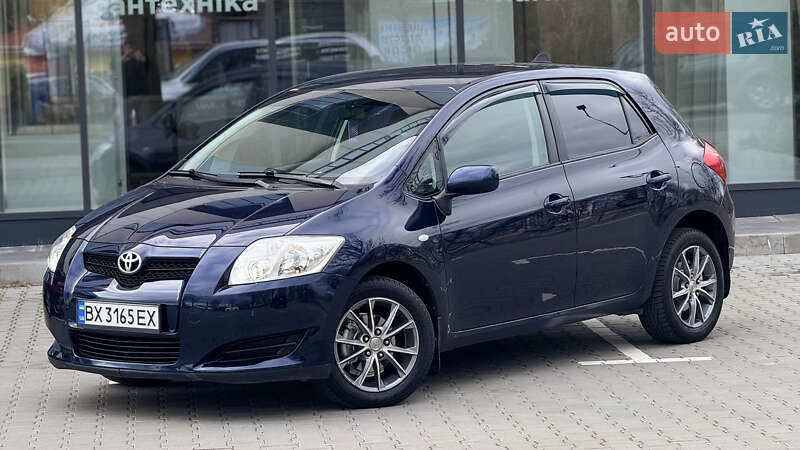 2008 toyota auris