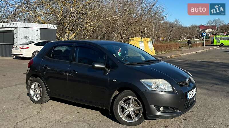 2007 toyota auris