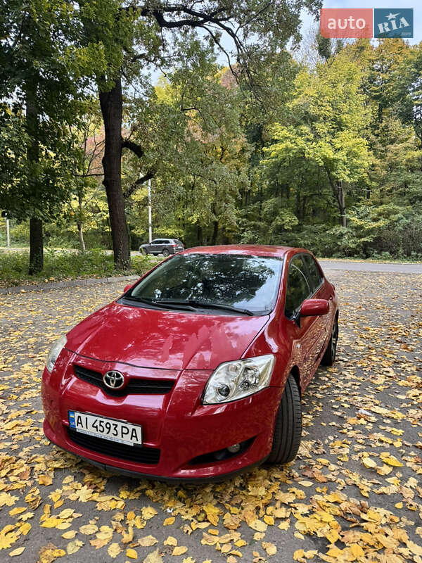 2008 toyota auris