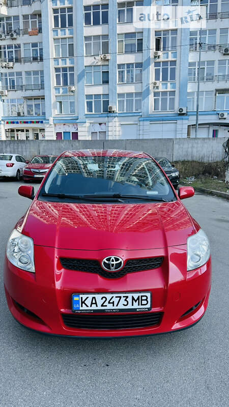 2008 toyota auris