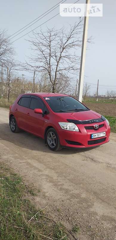2008 toyota auris