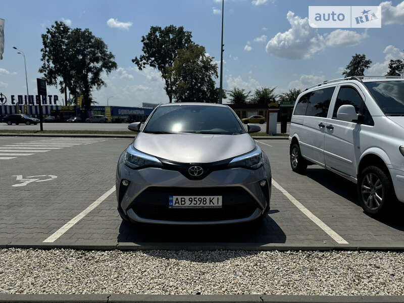 2020 toyota c-hr