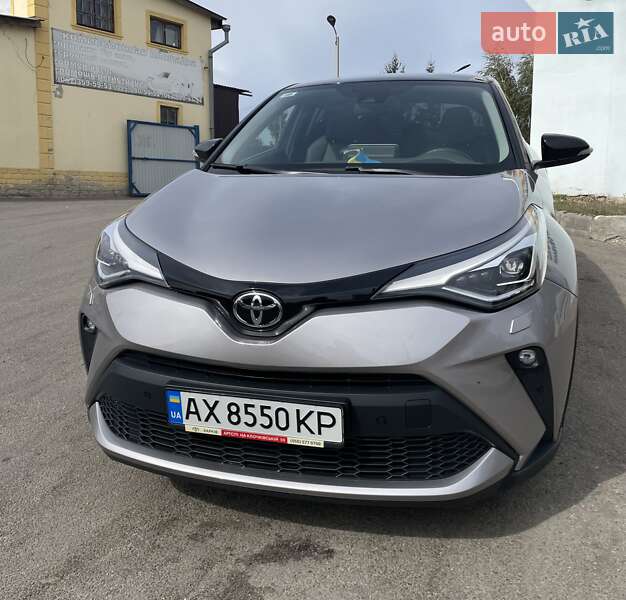 2021 toyota c-hr