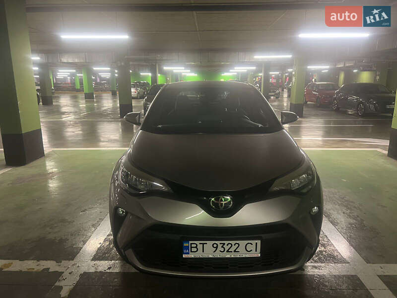2021 toyota c-hr