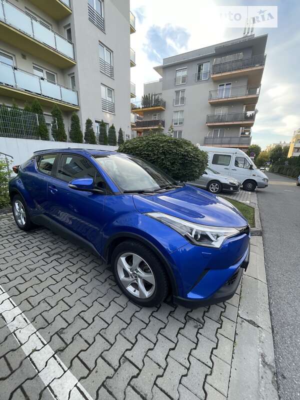 2017 toyota c-hr