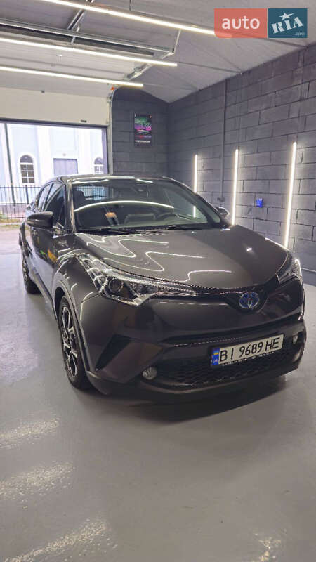 2019 toyota c-hr