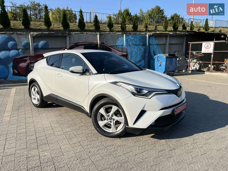 2018 toyota c-hr hybrid