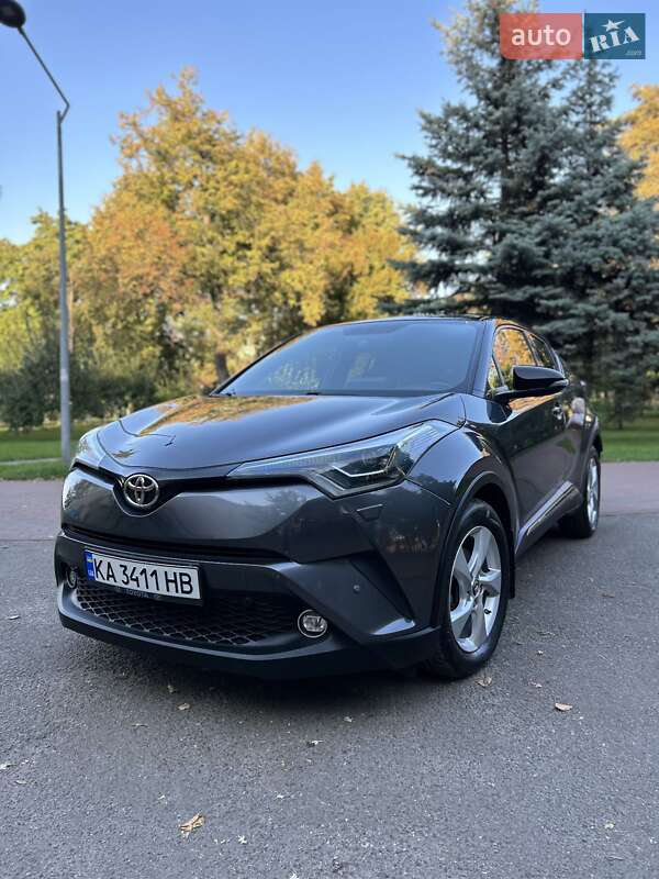 2017 toyota c-hr