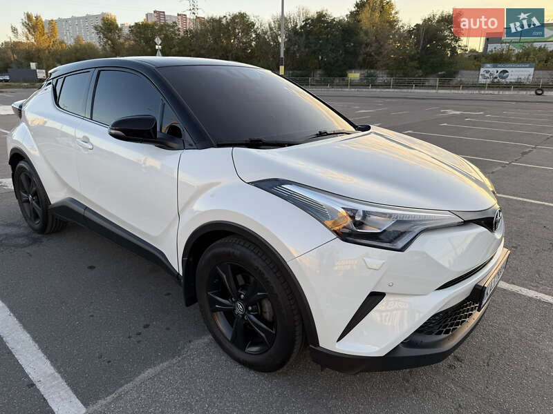 2017 toyota c-hr