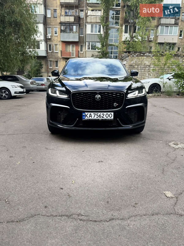 2021 jaguar f-pace