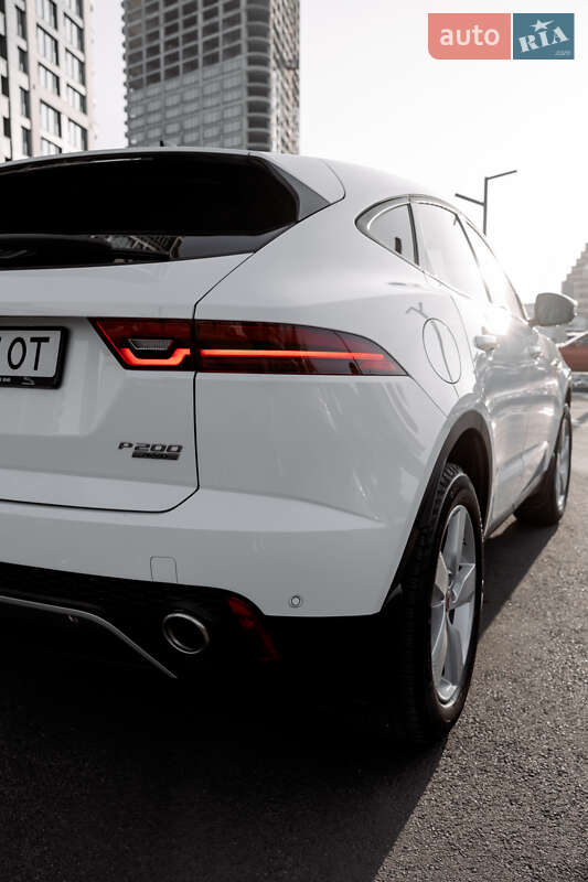 2020 jaguar e-pace