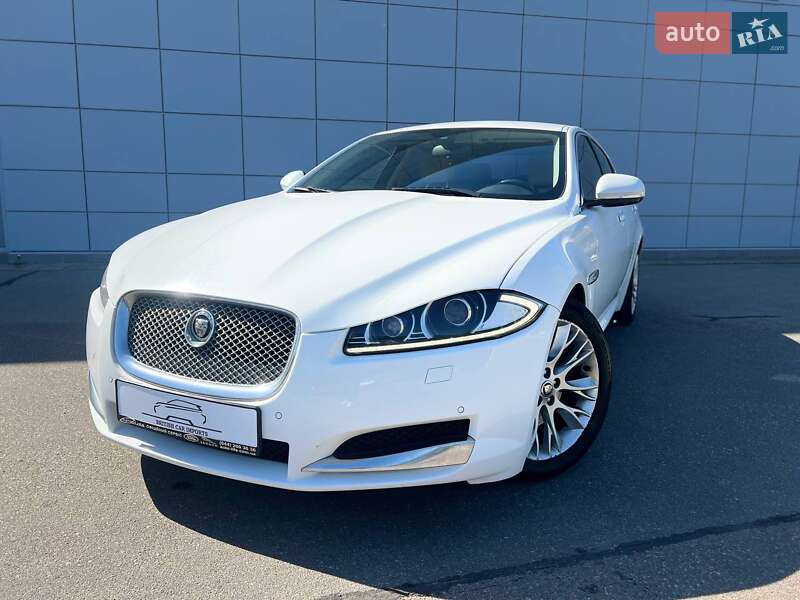 2012 jaguar xf