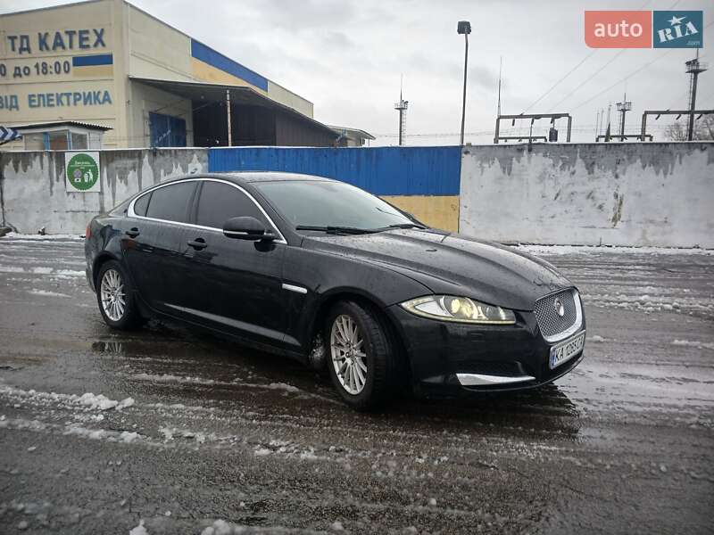 2012 jaguar xf