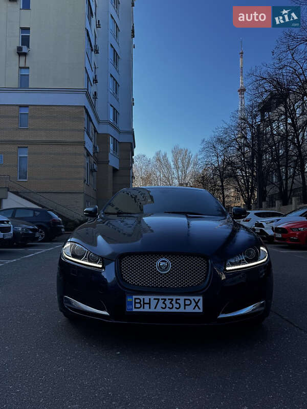 2013 jaguar xf