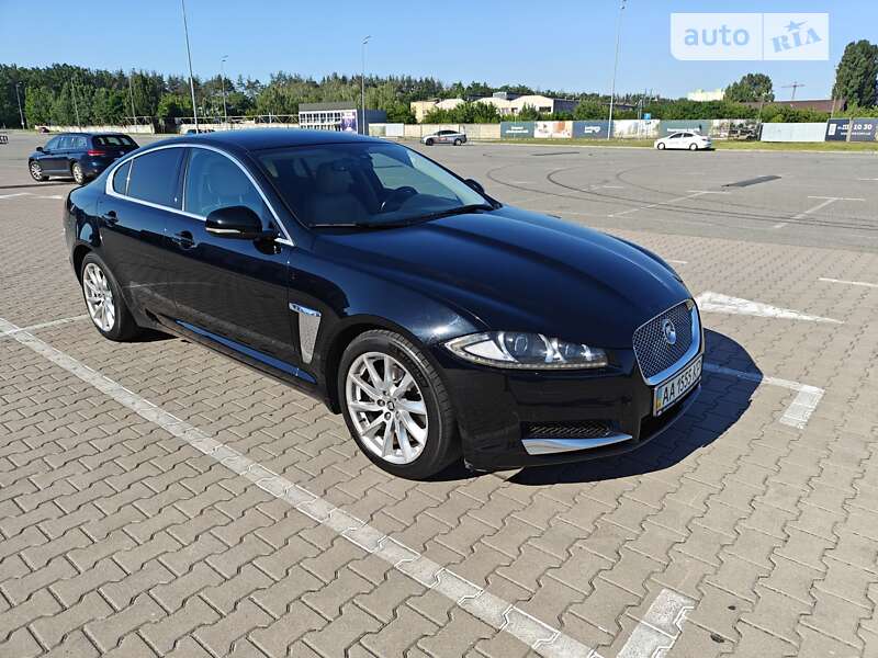 2012 jaguar xf