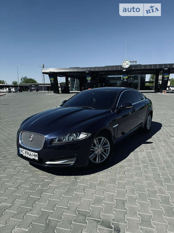 2014 jaguar xf
