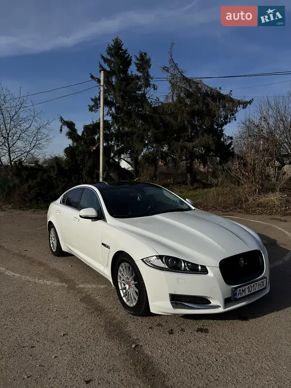 2014 jaguar xf