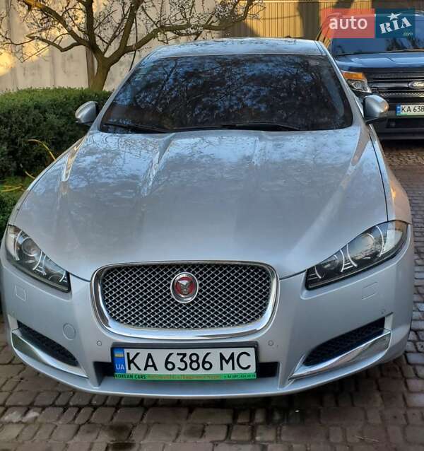 2014 jaguar xf