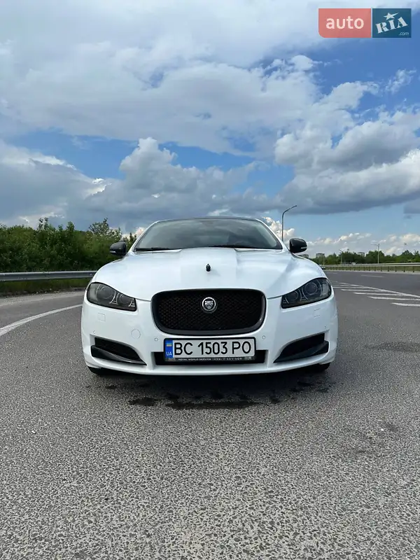 2013 jaguar xf