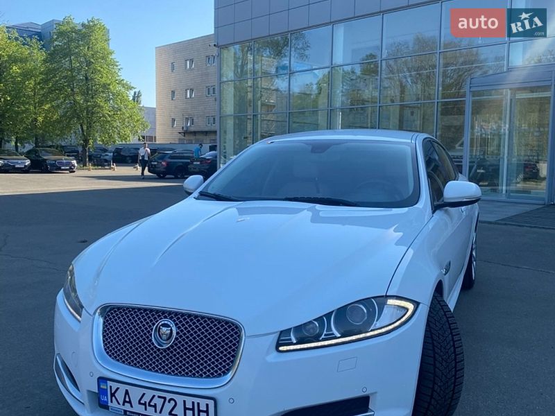 2013 jaguar xf