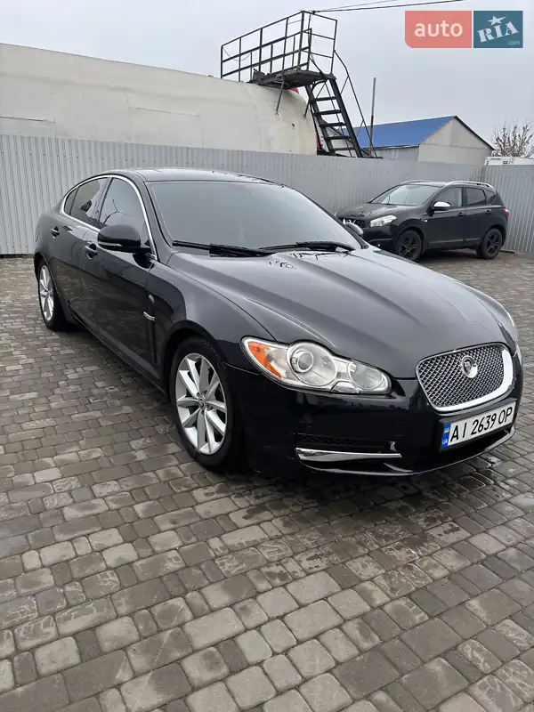 2010 jaguar xf