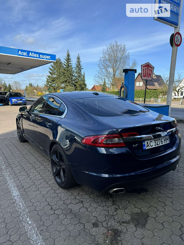 2010 jaguar xf
