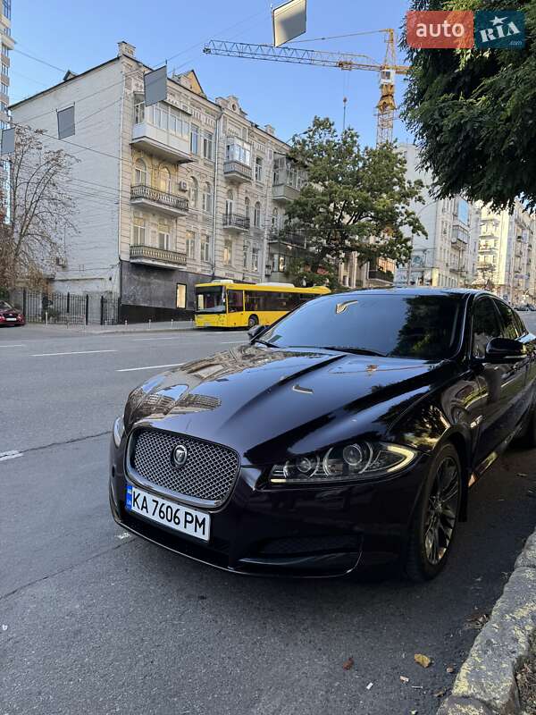 2012 jaguar xf