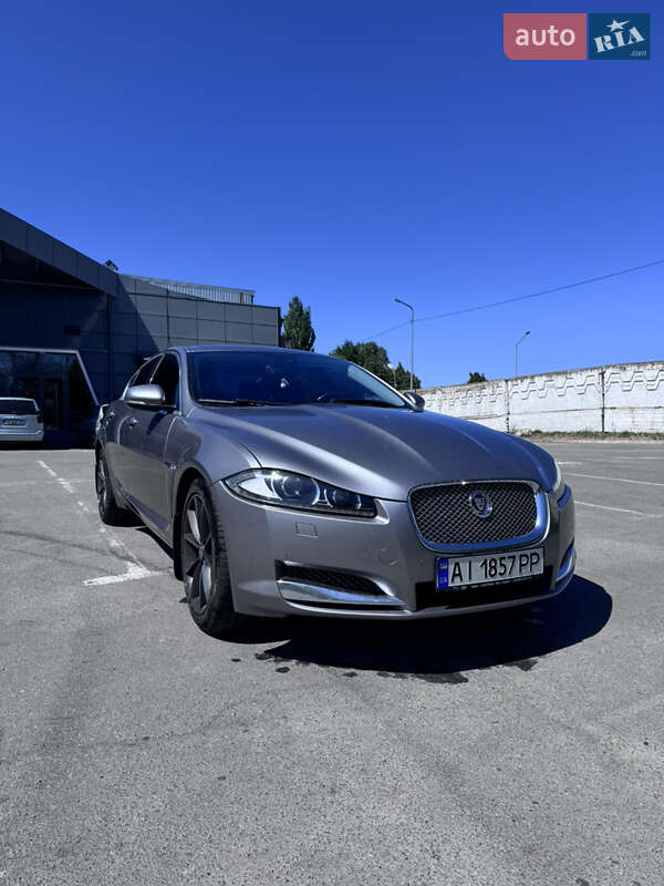 2012 jaguar xf