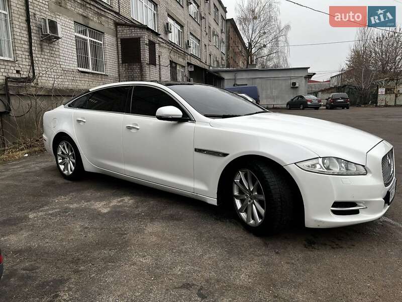 2012 jaguar xj