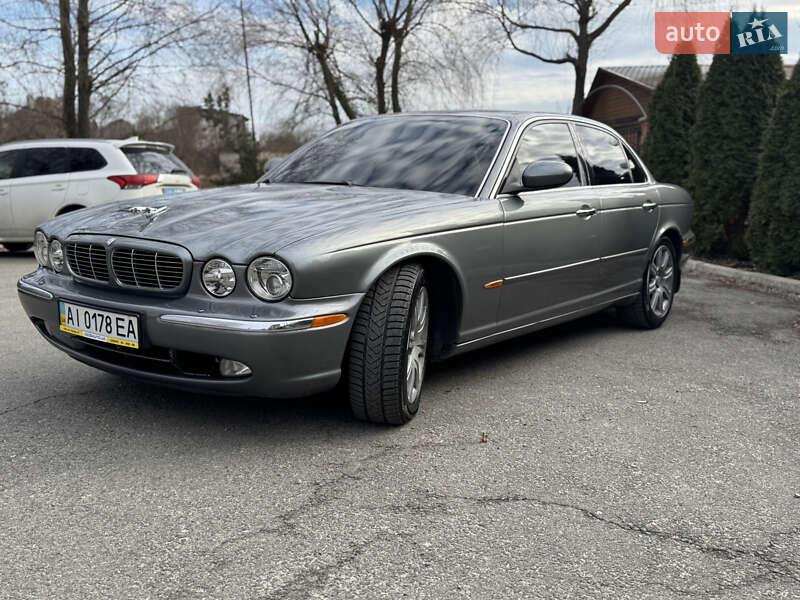 2003 jaguar xj6