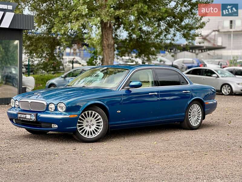 2007 jaguar xj8