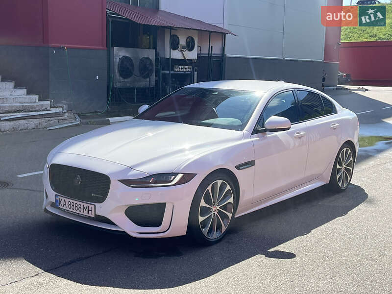 2020 jaguar xe