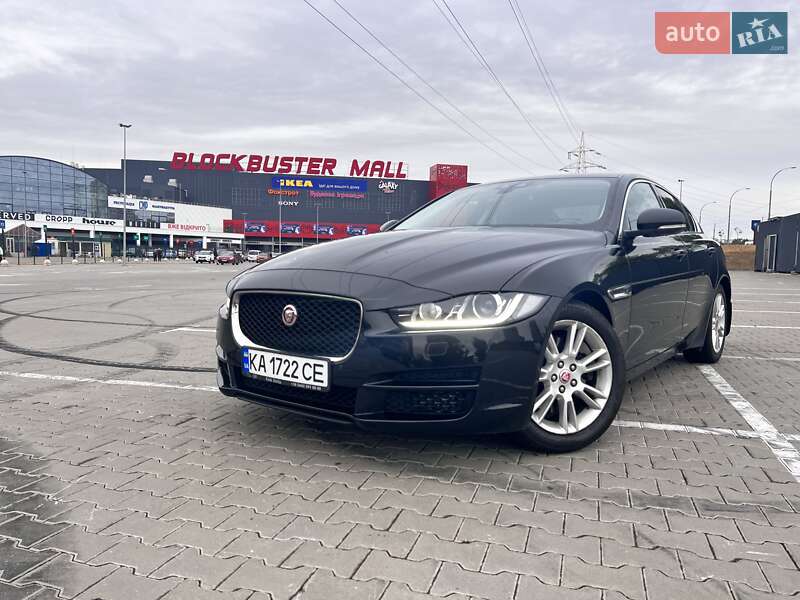2017 jaguar xe