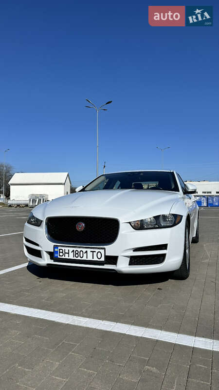 2016 jaguar xe