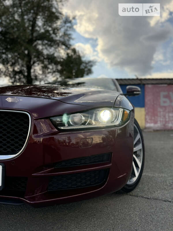 2016 jaguar xe