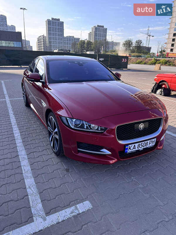 2016 jaguar xe