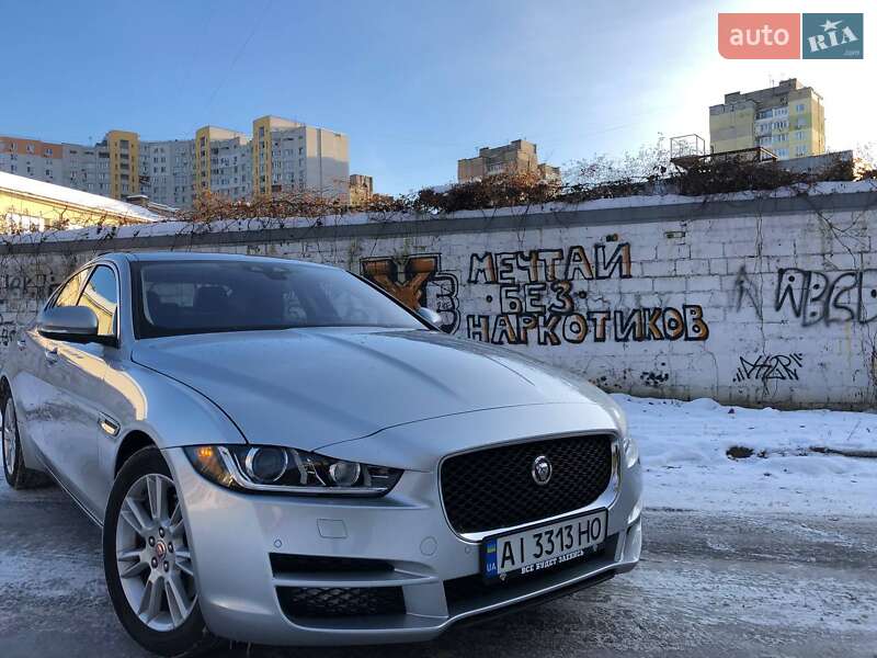 2016 jaguar xe