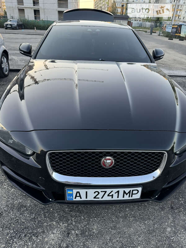 2017 jaguar xe