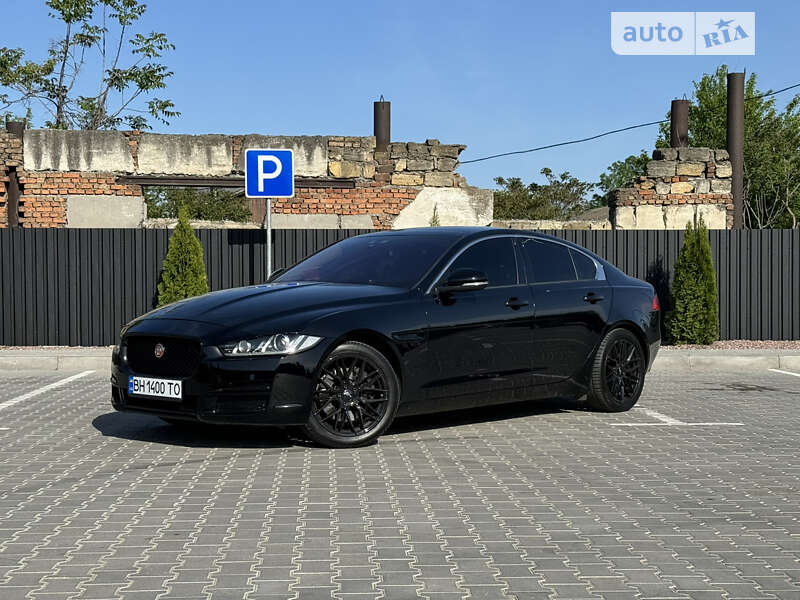 2016 jaguar xe
