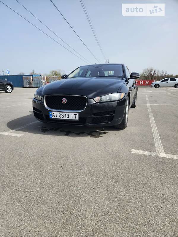 2017 JAGUAR XE