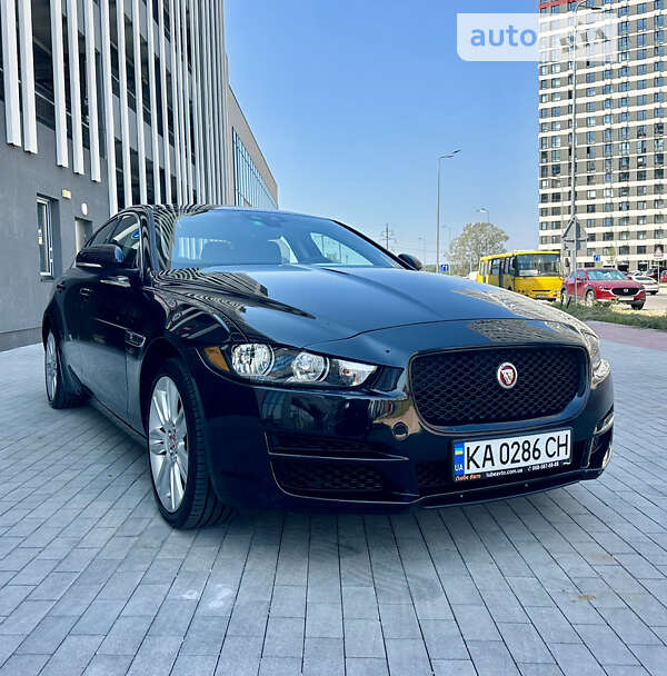 2019 jaguar xe