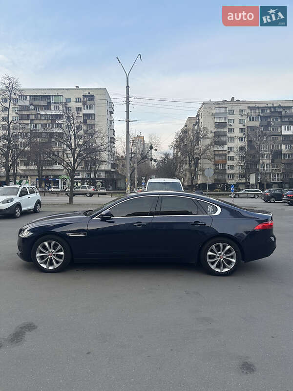 2017 jaguar xf