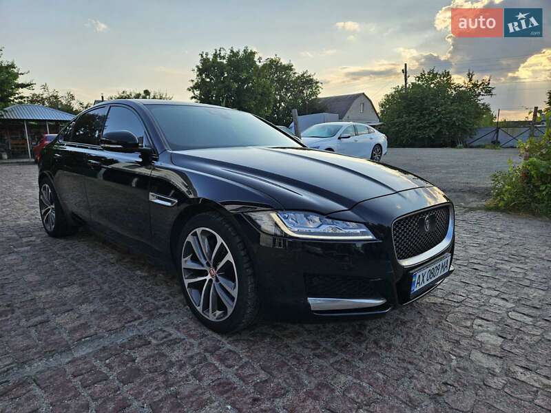 2017 jaguar xf
