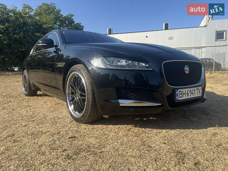 2017 jaguar xf