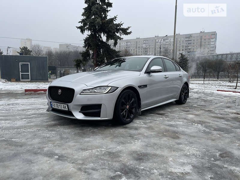 2019 jaguar xf