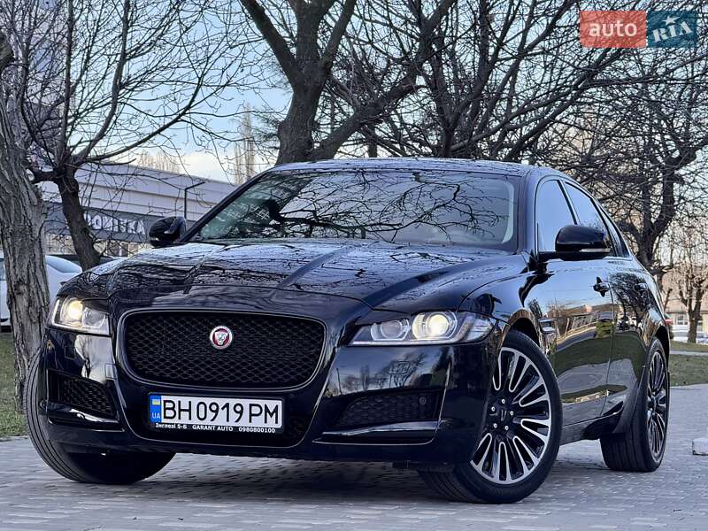 2019 jaguar xf